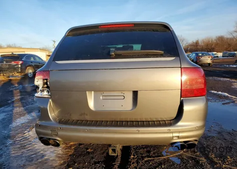 2006 Porsche Cayenne Turbo z USA, uszkodzony, nr VIN WP1AC29P76LA90521